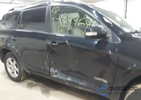 2012 Toyota Rav4 Limited V6 z USA, uszkodzony, nr VIN JTMDK4DVXC5108139